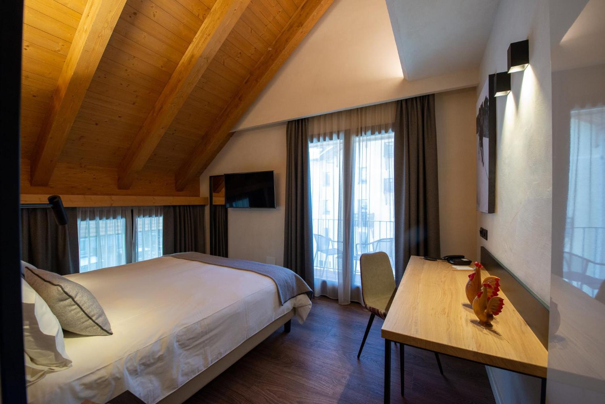 Hotel Sant'Orso - Mountain Lodge & Spa 코네 외부 사진